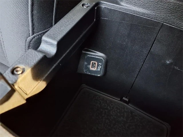 2023 Jeep JT Gladiator - Image 9 of 21