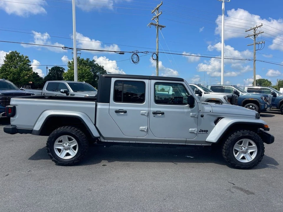 2023 Jeep JT Gladiator - Image 6 of 12