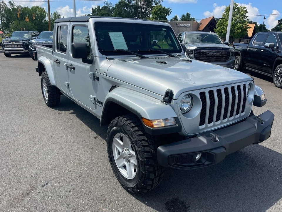 2023 Jeep JT Gladiator - Image 7 of 12