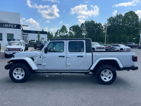 2023 Jeep JT Gladiator - Image 2 of 12
