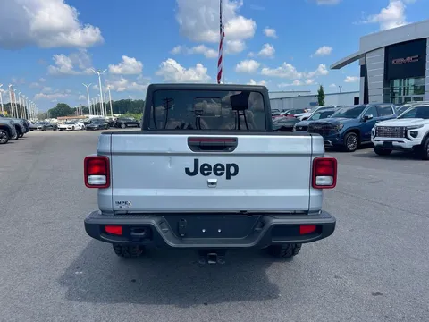 2023 Jeep JT Gladiator - Image 4 of 12