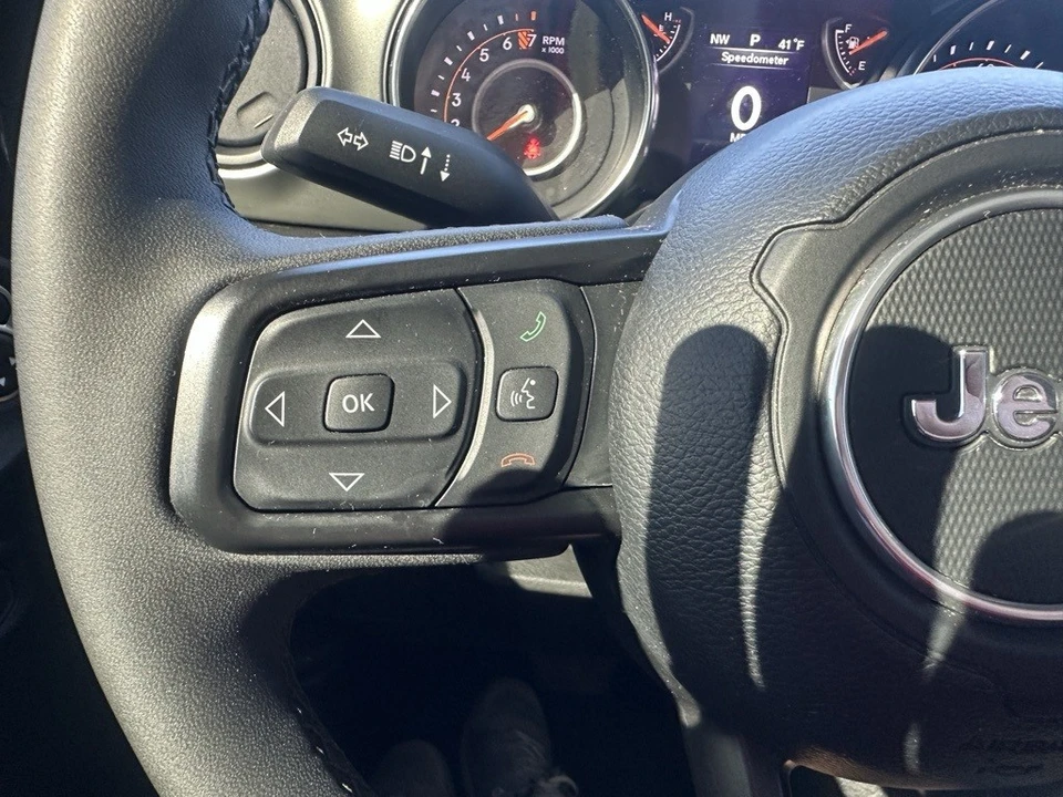 2023 Jeep JT Gladiator - Image 7 of 12