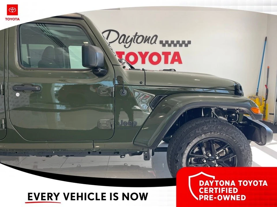 2023 Jeep JT Gladiator - Image 10 of 12