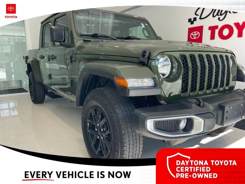 2023 Jeep JT Gladiator - Image 2 of 12