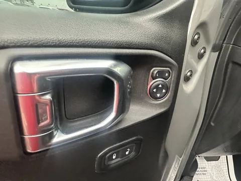 2023 Jeep JT Gladiator - Image 4 of 12