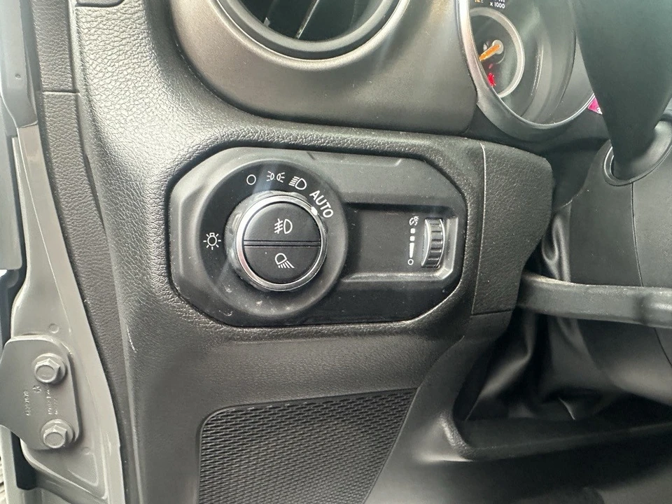 2023 Jeep JT Gladiator - Image 5 of 12