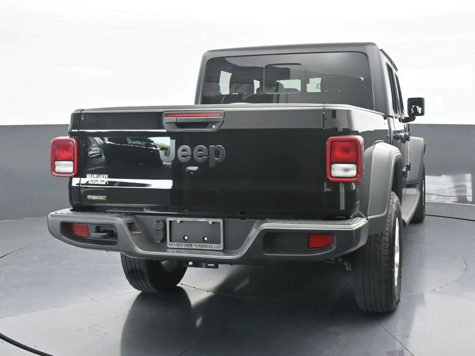 2023 Jeep JT Gladiator - Image 5 of 12