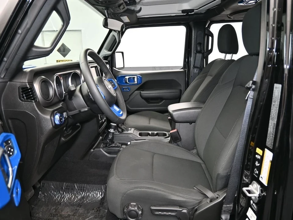 2023 Jeep JT Gladiator - Image 11 of 12
