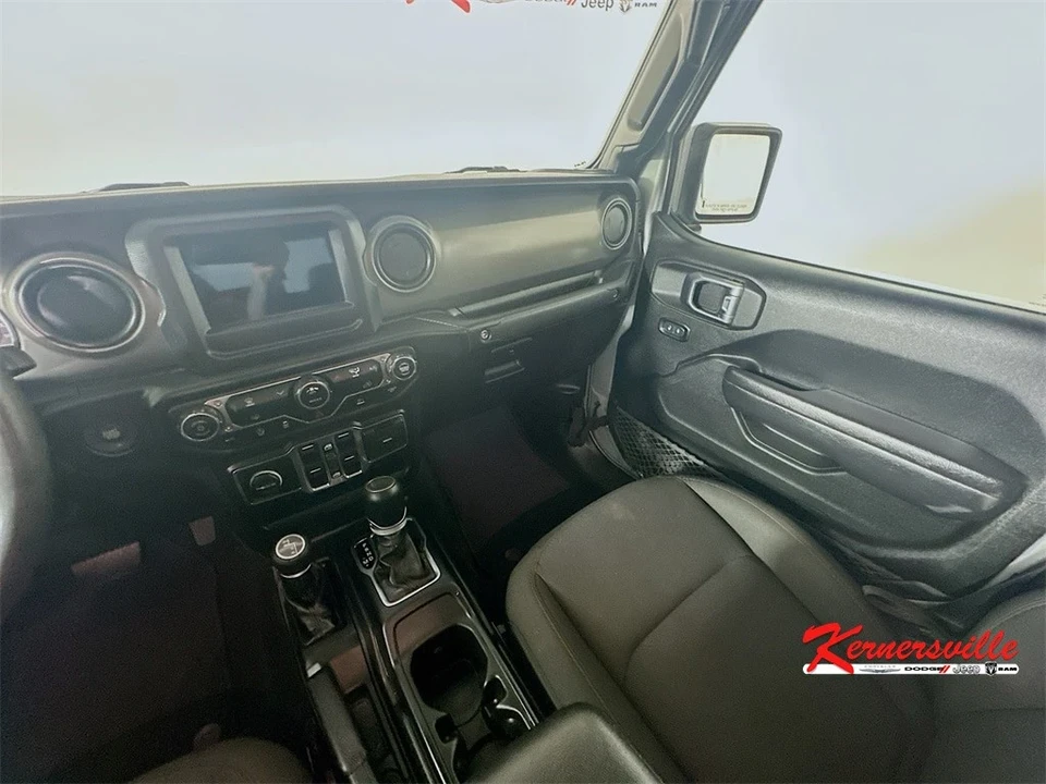 2023 Jeep JT Gladiator - Image 11 of 12