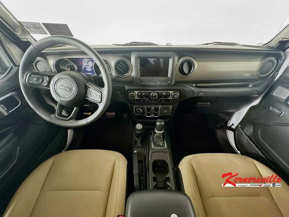 2023 Jeep JT Gladiator - Image 10 of 21