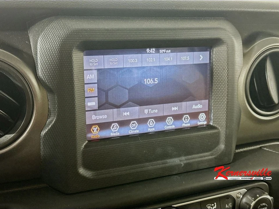 2023 Jeep JT Gladiator - Image 17 of 21