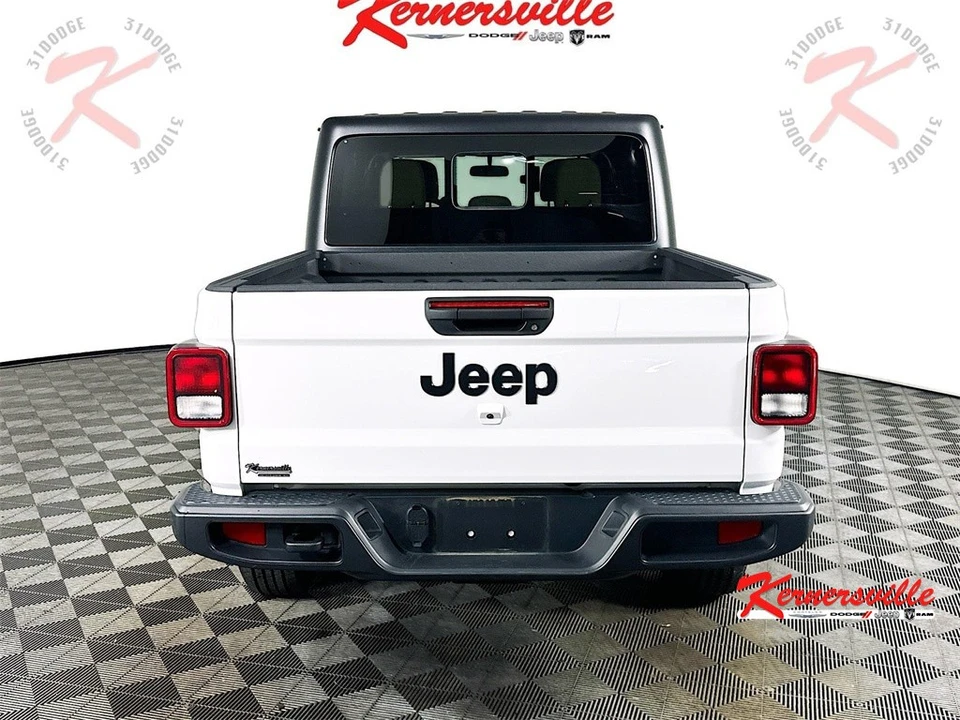 2023 Jeep JT Gladiator - Image 6 of 12