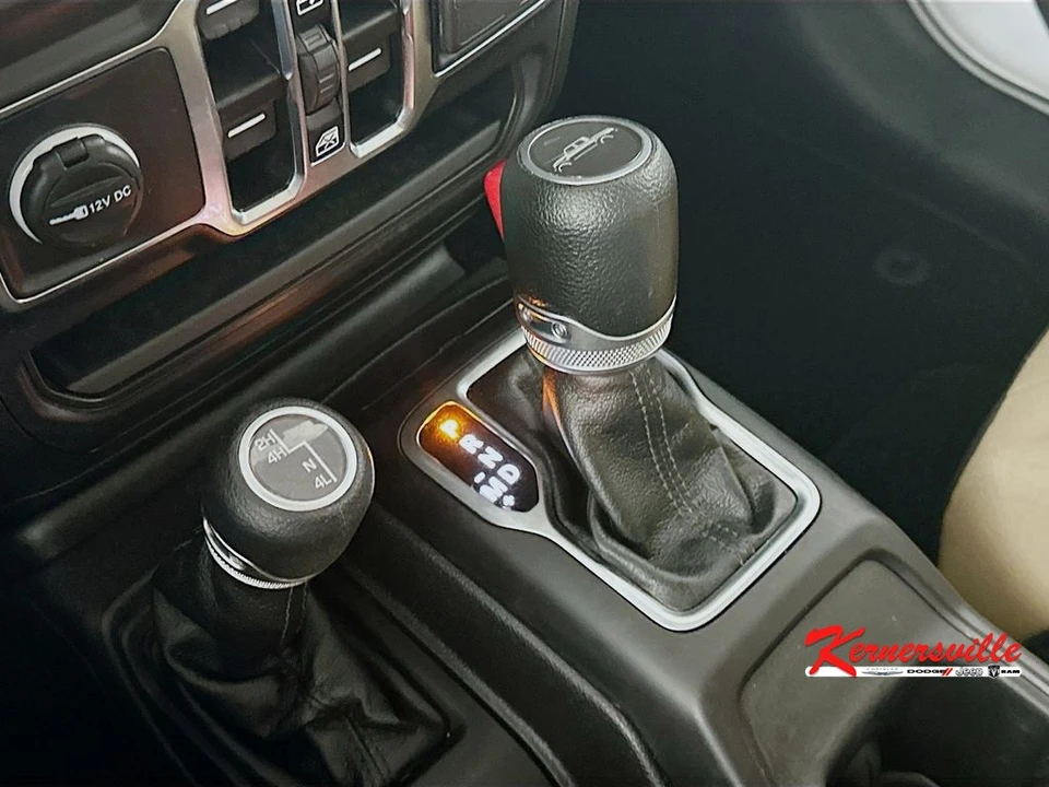 2023 Jeep JT Gladiator - Image 16 of 21