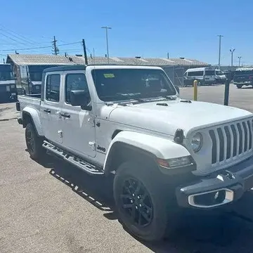 2023 Jeep Gladiator Sport