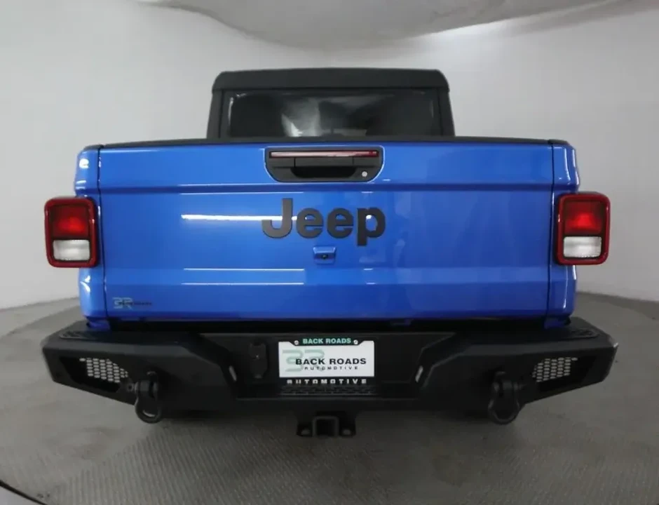 2023 Jeep JT Gladiator - Image 7 of 17