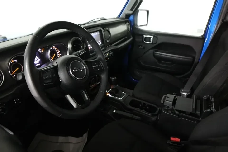 2023 Jeep JT Gladiator - Image 5 of 17