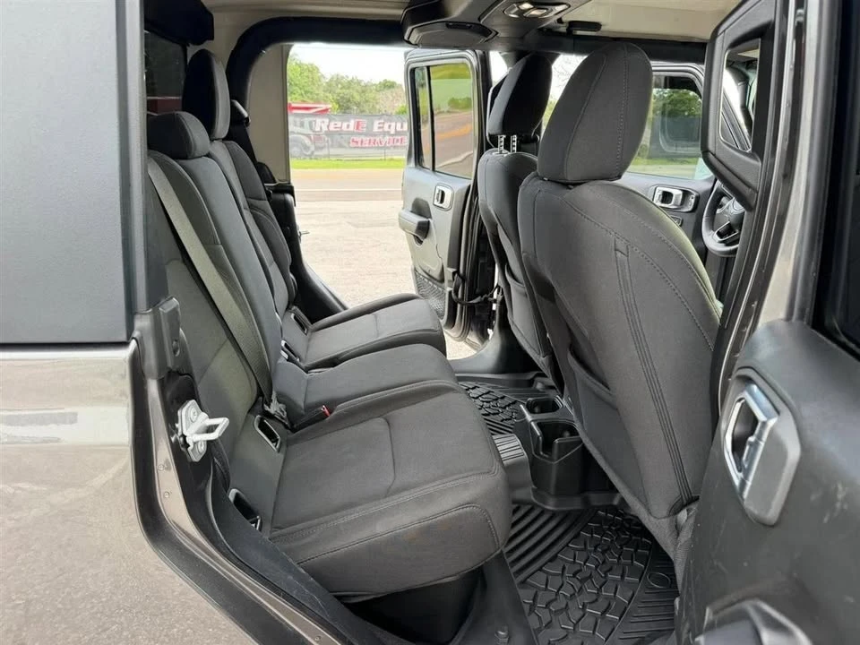 2023 Jeep JT Gladiator - Image 14 of 20