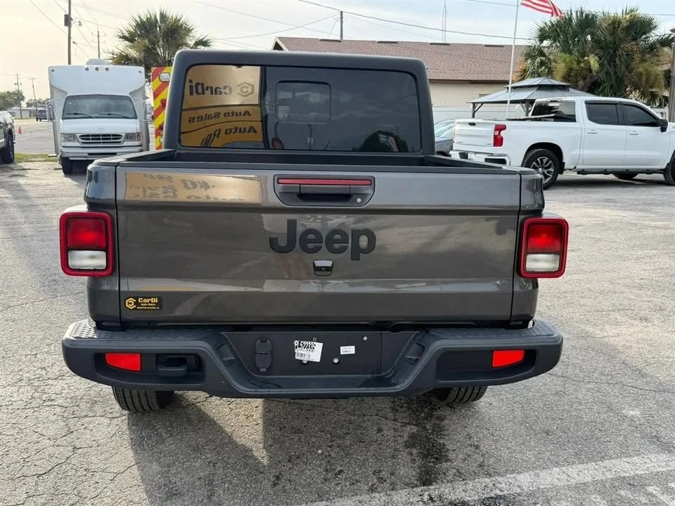 2023 Jeep JT Gladiator - Image 4 of 20