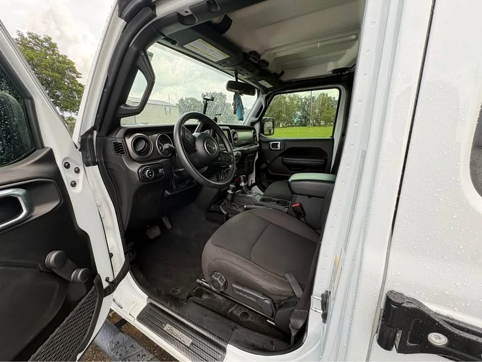 2023 Jeep JT Gladiator - Image 4 of 8