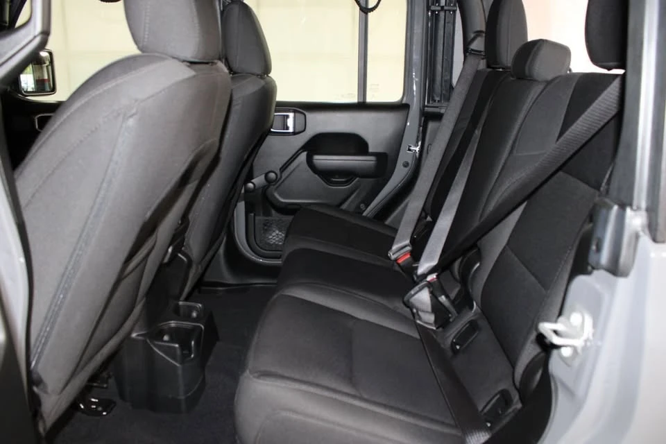 2023 Jeep JT Gladiator - Image 17 of 18