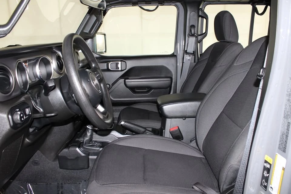 2023 Jeep JT Gladiator - Image 16 of 18