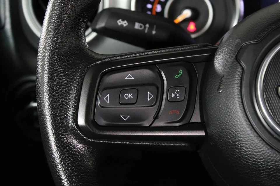 2023 Jeep JT Gladiator - Image 13 of 18