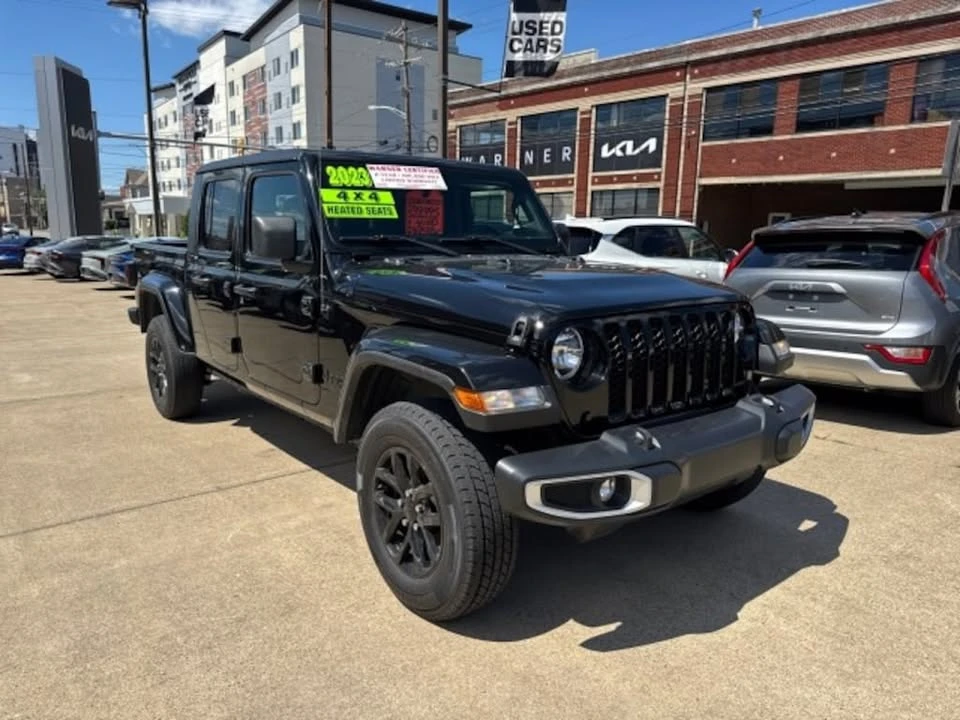 2023 Jeep JT Gladiator - Image 2 of 19
