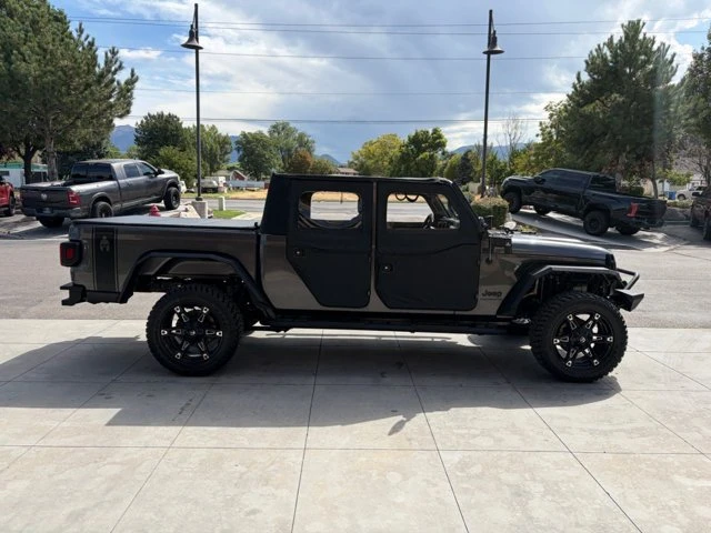 2023 Jeep JT Gladiator - Image 2 of 20