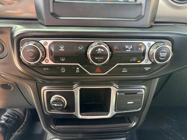 2023 Jeep JT Gladiator - Image 15 of 20