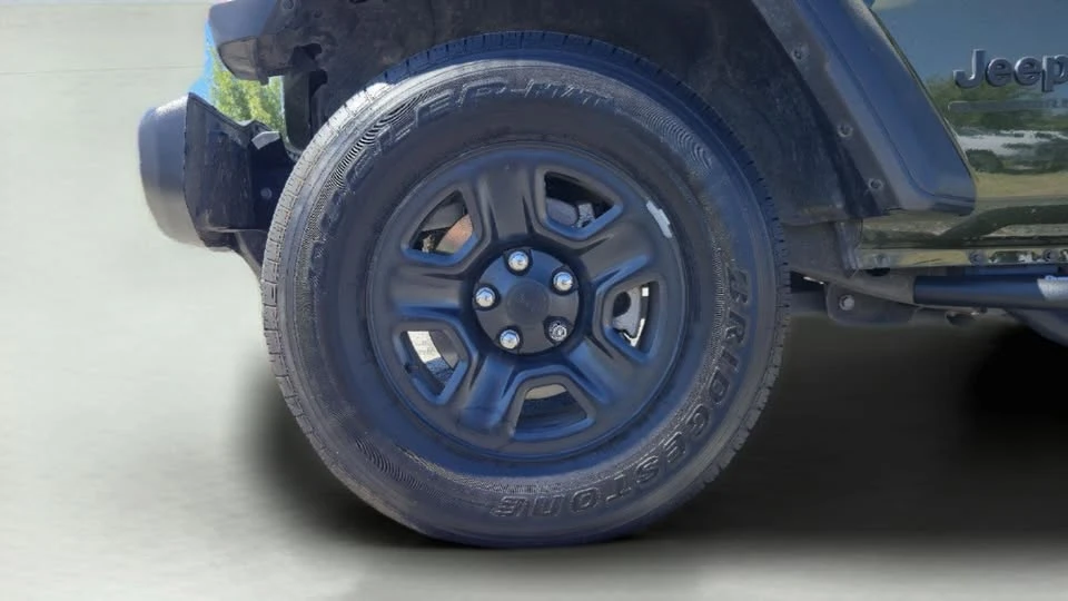 2023 Jeep JT Gladiator - Image 11 of 20