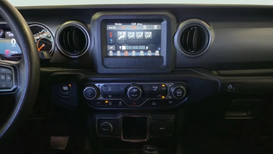 2023 Jeep JT Gladiator - Image 18 of 20
