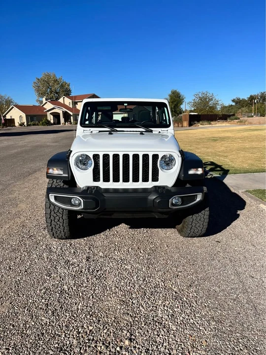 2023 Jeep JT Gladiator - Image 6 of 9