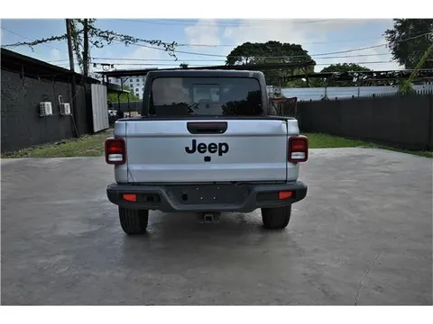2023 Jeep JT Gladiator - Image 4 of 12