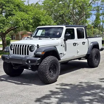 2023 Jeep Gladiator Sport Pickup 4D 5 ft
