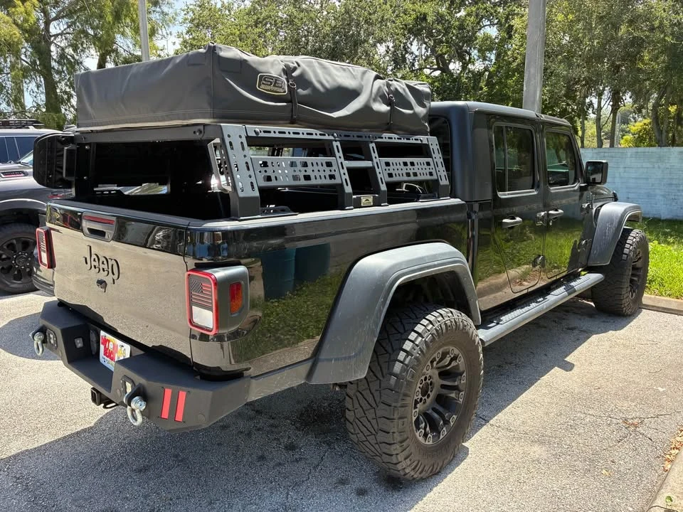 2023 Jeep JT Gladiator - Image 5 of 8