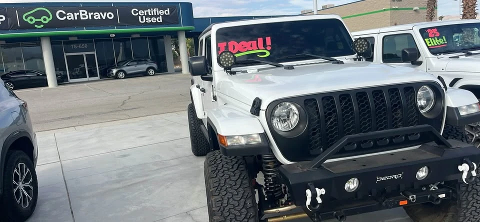 2023 Jeep JT Gladiator - Image 2 of 6