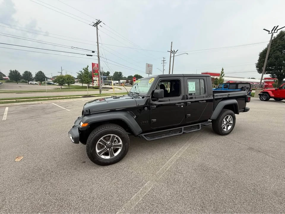 2023 Jeep JT Gladiator - Image 3 of 16