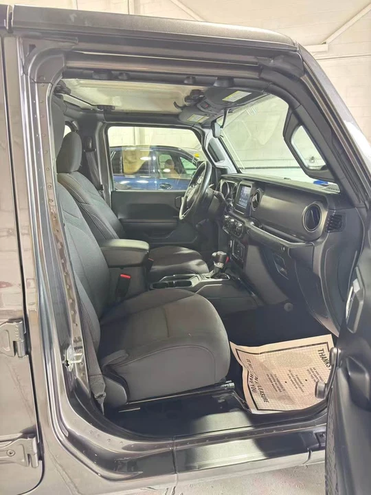 2023 Jeep JT Gladiator - Image 13 of 15