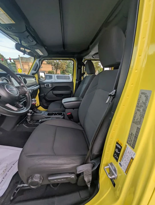 2023 Jeep JT Gladiator - Image 10 of 10