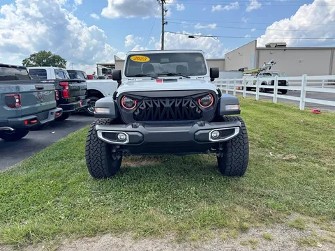 2023 Jeep Gladiator Sport Pickup 4D 5 ft