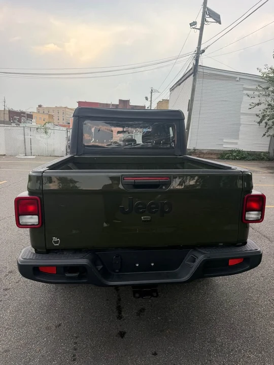 2023 Jeep JT Gladiator - Image 3 of 7