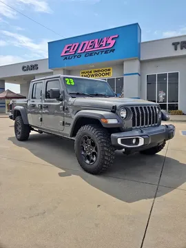 2023 Jeep Gladiator Sport Pickup 4D 5 ft