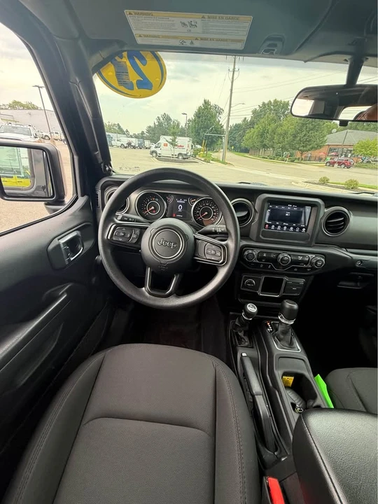 2023 Jeep JT Gladiator - Image 7 of 16