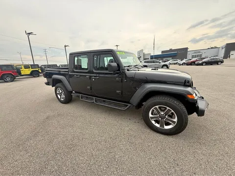 2023 Jeep Gladiator Sport Pickup 4D 5 ft