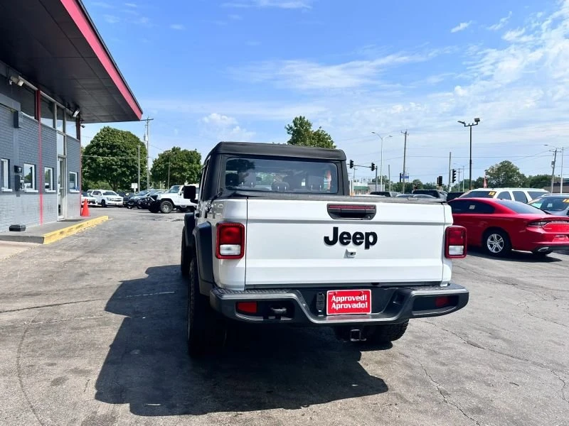 2023 Jeep JT Gladiator - Image 8 of 16