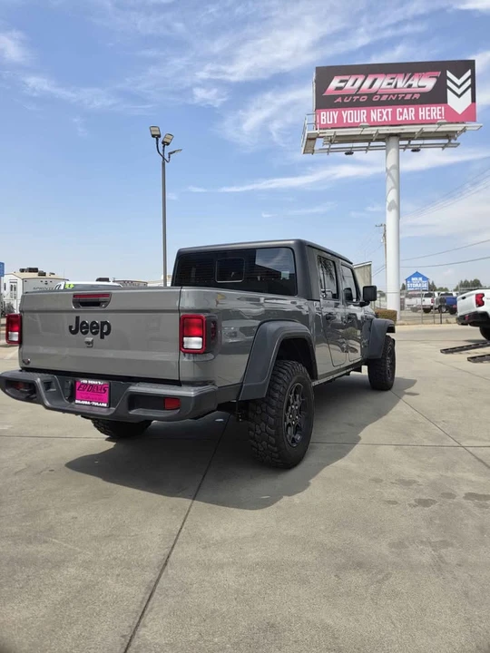 2023 Jeep JT Gladiator - Image 4 of 6