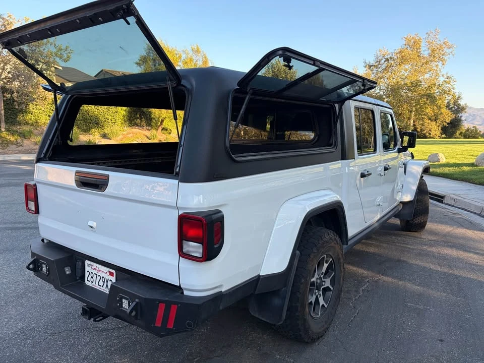 2023 Jeep JT Gladiator - Image 8 of 20