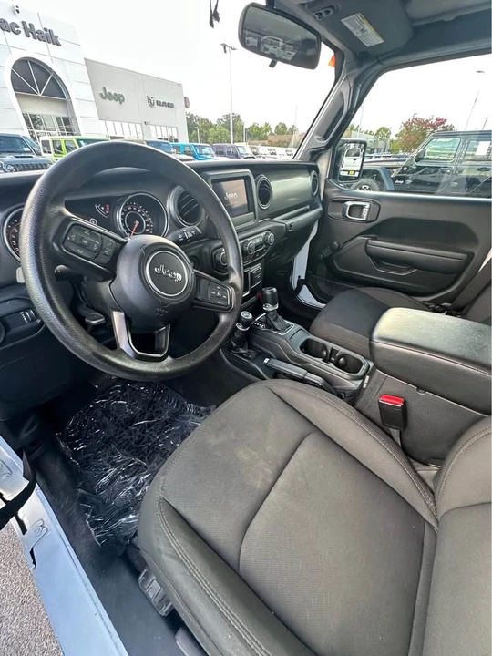 2023 Jeep JT Gladiator - Image 3 of 10