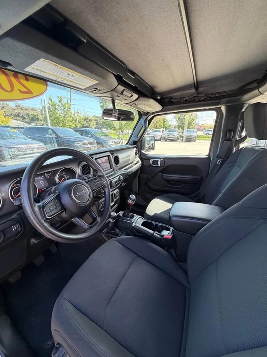 2023 Jeep JT Gladiator - Image 4 of 8