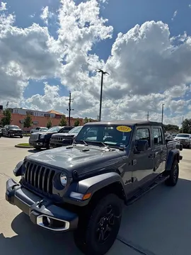 2023 Jeep Gladiator Sport Pickup 4D 5 ft